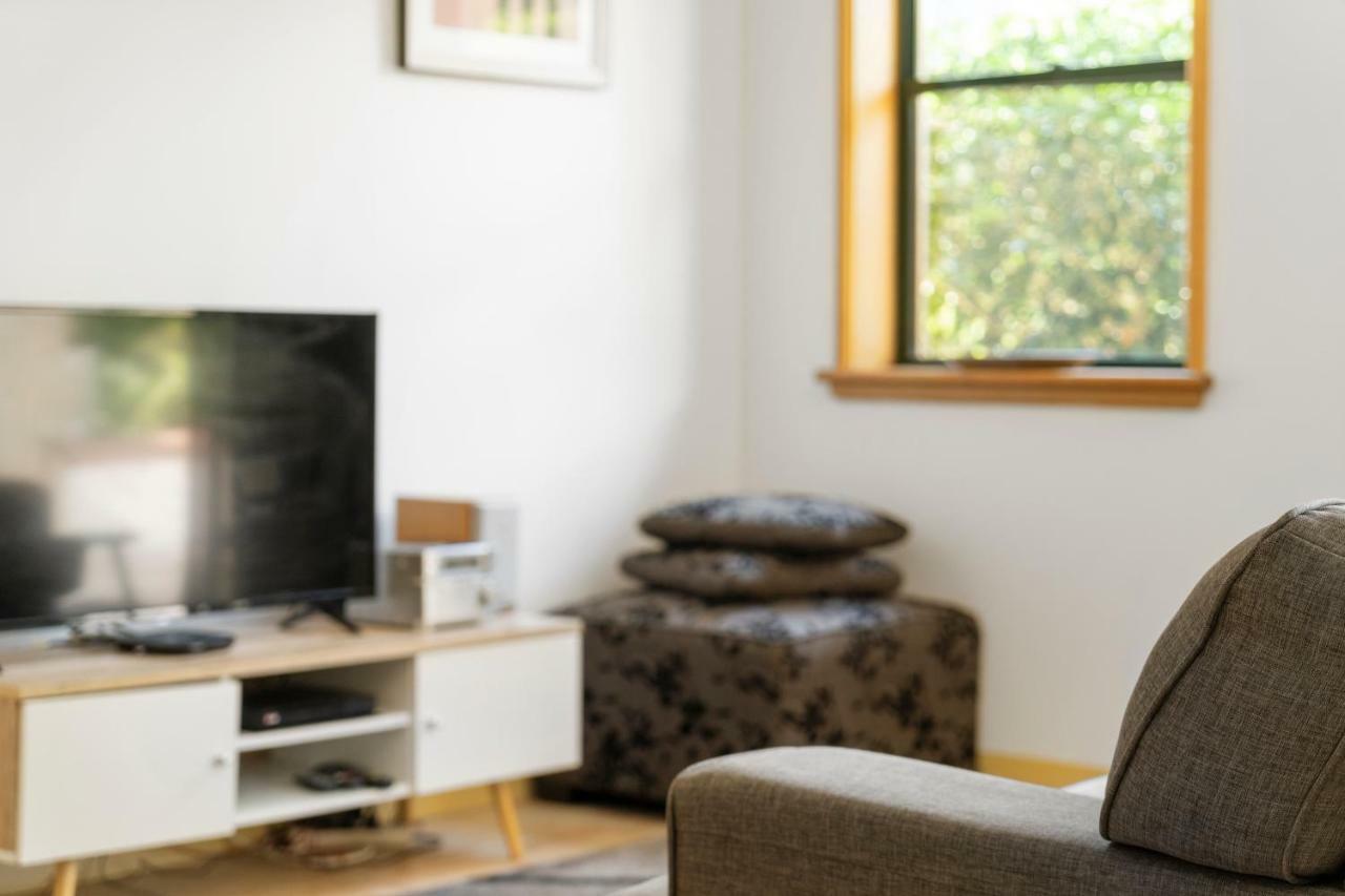 Byron Getaway @The Crest Appartement Byron Bay Buitenkant foto